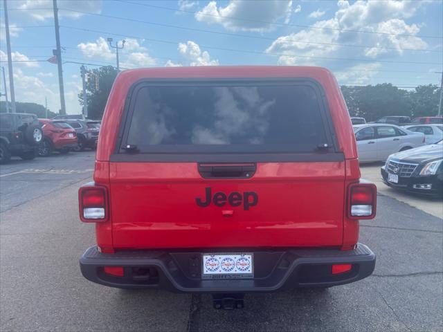 used 2022 Jeep Gladiator car, priced at $35,995