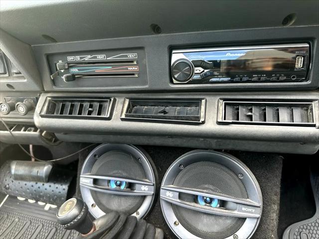 used 1990 Jeep Wrangler car, priced at $8,995