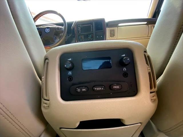 used 2004 Cadillac Escalade EXT car, priced at $15,995