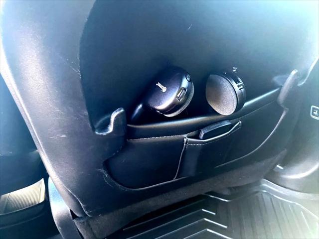 used 2020 Chrysler Pacifica car, priced at $26,995