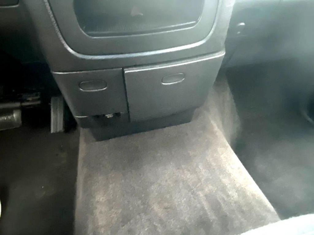 used 2004 Dodge Ram 1500 car, priced at $10,995