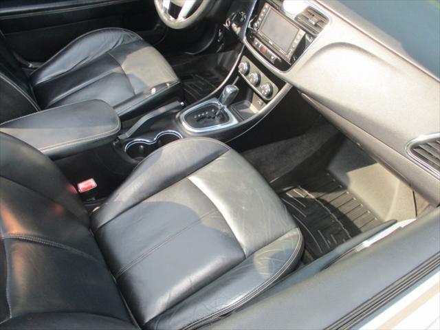 used 2011 Chrysler 200 car, priced at $10,995