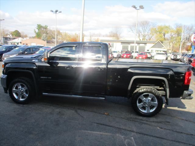 used 2018 GMC Sierra 2500 car, priced at $39,995