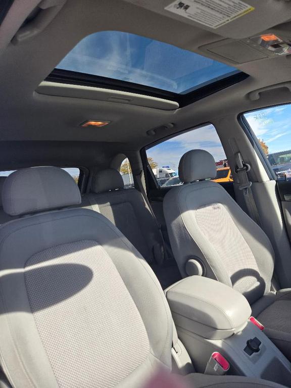 used 2009 Saturn Vue car, priced at $8,995