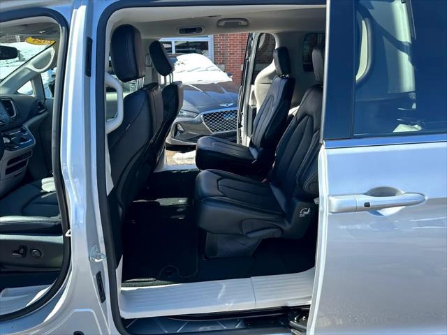 used 2024 Chrysler Pacifica car, priced at $32,995