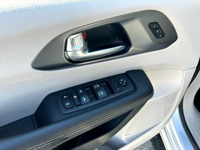 used 2024 Chrysler Pacifica car, priced at $32,995