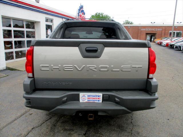 used 2002 Chevrolet Avalanche car, priced at $3,995