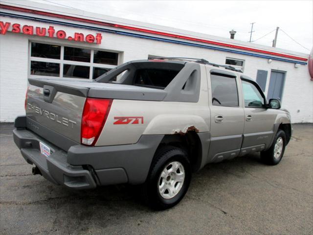 used 2002 Chevrolet Avalanche car, priced at $3,995