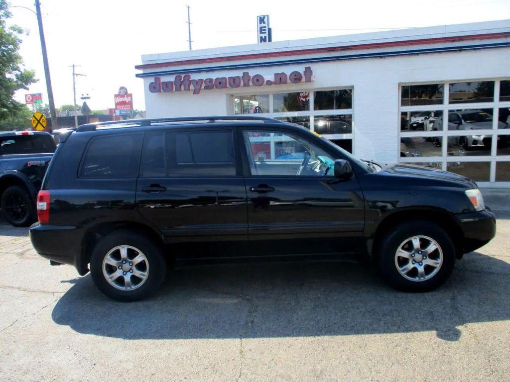 used 2007 Toyota Highlander car, priced at $4,795