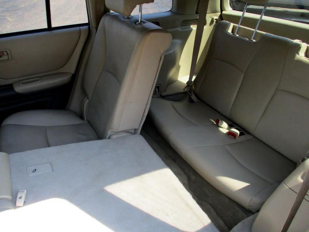used 2007 Toyota Highlander car, priced at $4,795