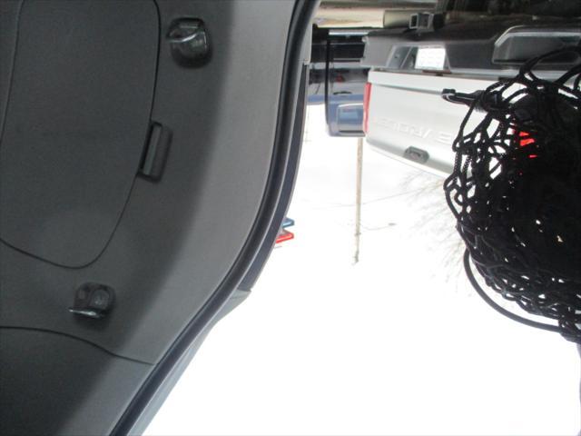 used 2004 Pontiac Vibe car, priced at $6,995