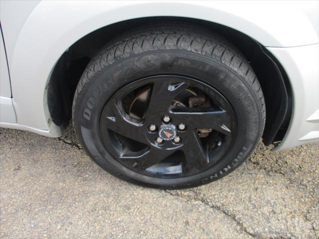 used 2004 Pontiac Vibe car, priced at $6,995