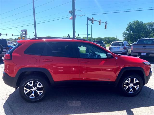 used 2017 Jeep Cherokee car, priced at $18,995