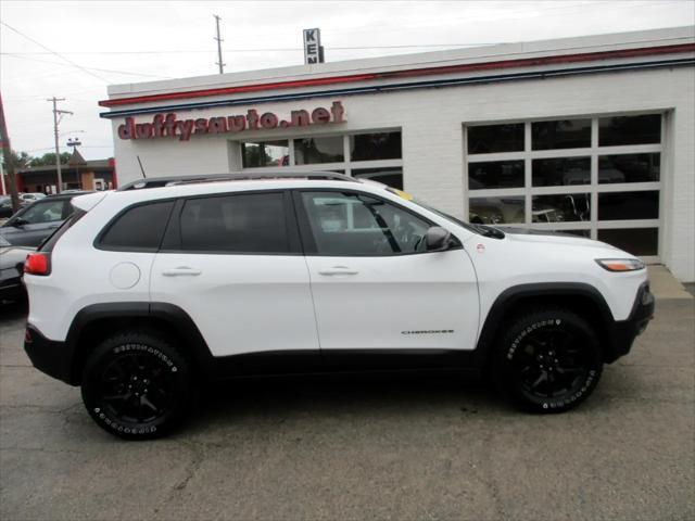 used 2016 Jeep Cherokee car, priced at $17,995