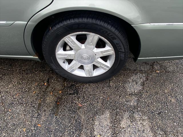 used 2006 Cadillac DTS car, priced at $2,995