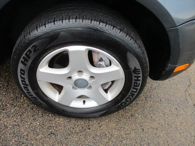 used 2006 Volkswagen Touareg car, priced at $8,495