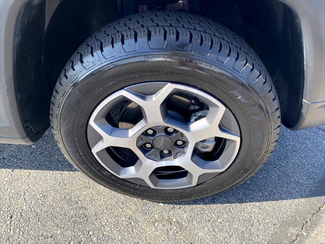 used 2022 Jeep Compass car, priced at $24,995