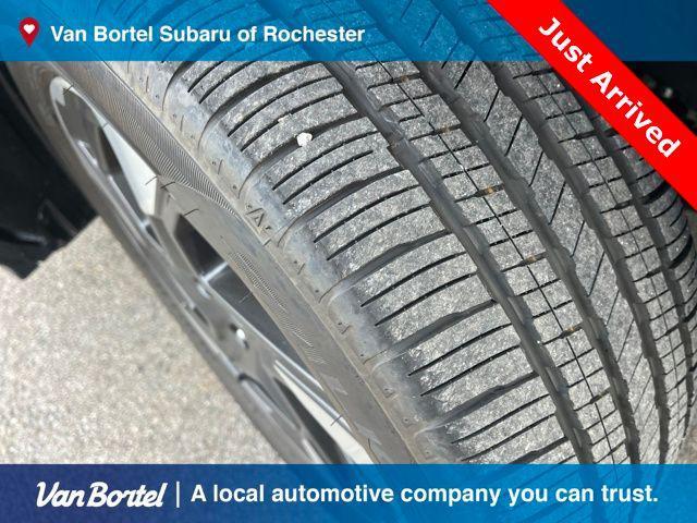 used 2025 Subaru Crosstrek car, priced at $32,200