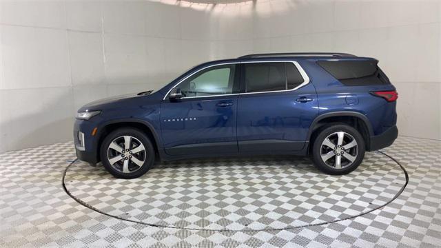 used 2022 Chevrolet Traverse car, priced at $30,284