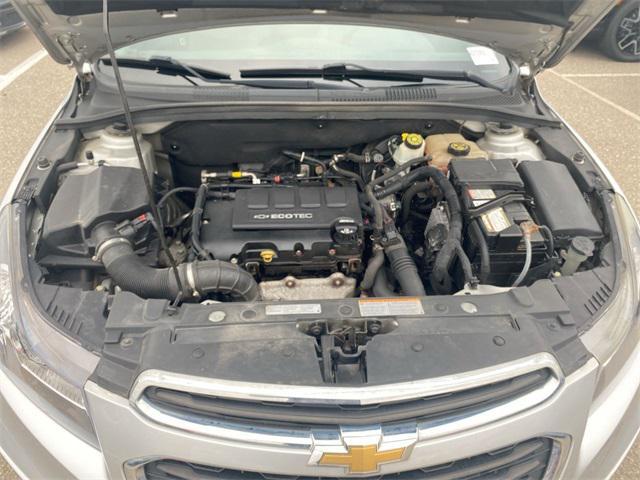 used 2015 Chevrolet Cruze car, priced at $5,500