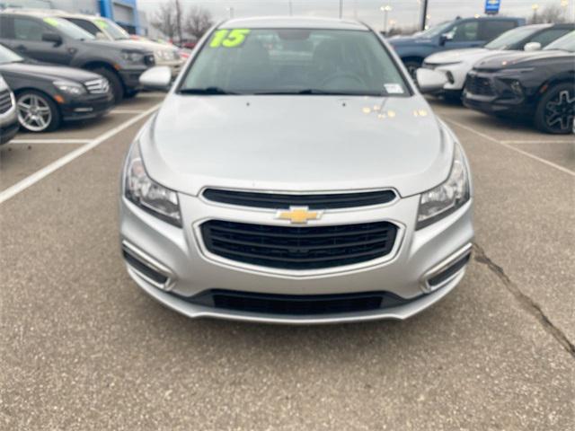 used 2015 Chevrolet Cruze car, priced at $5,500