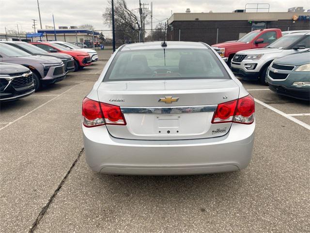 used 2015 Chevrolet Cruze car, priced at $5,500