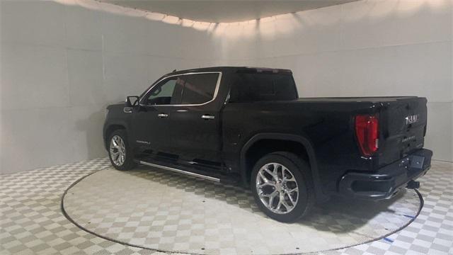 used 2022 GMC Sierra 1500 car, priced at $40,000