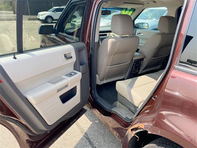 used 2010 Ford Flex car, priced at $5,500