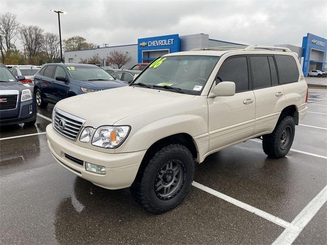 used 2006 Lexus LX 470 car, priced at $9,995