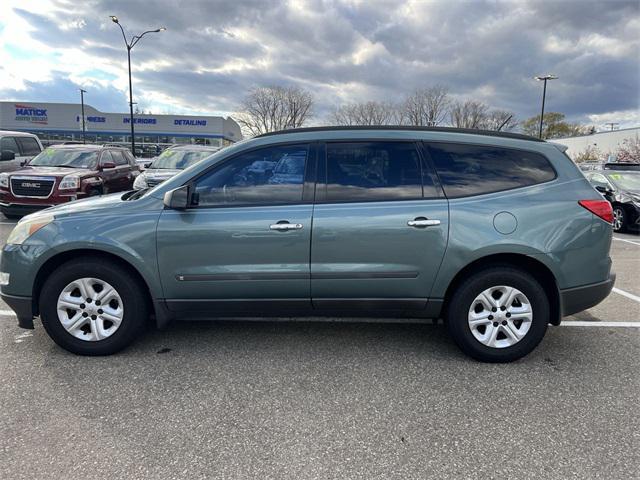 used 2009 Chevrolet Traverse car, priced at $5,473