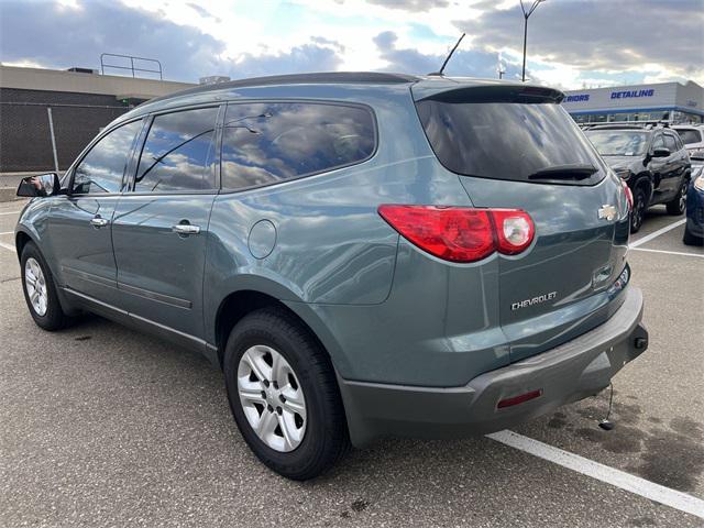 used 2009 Chevrolet Traverse car, priced at $5,473