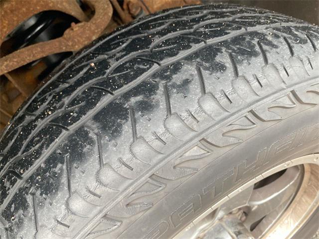 used 2006 Ford F-150 car, priced at $5,500
