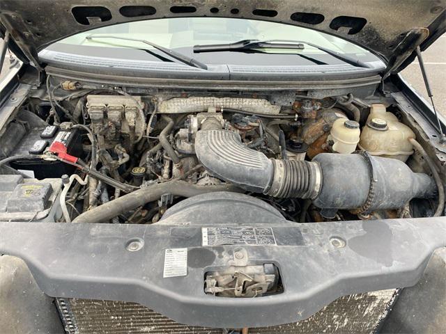 used 2006 Ford F-150 car, priced at $5,500