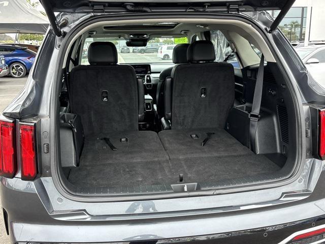 used 2023 Kia Sorento car, priced at $33,994