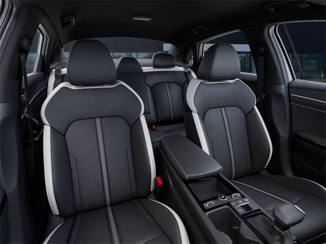 new 2025 Kia K5 car, priced at $30,045