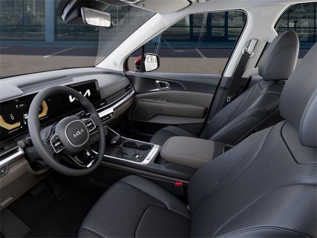 new 2025 Kia Carnival car, priced at $40,700