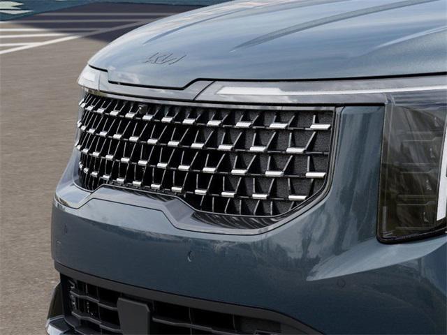 new 2025 Kia Carnival Hybrid car, priced at $57,735