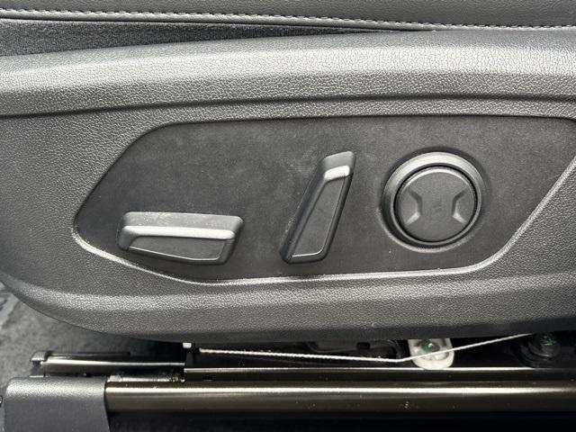 used 2022 Kia Sorento car, priced at $31,297