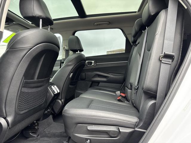 used 2022 Kia Sorento car, priced at $31,297