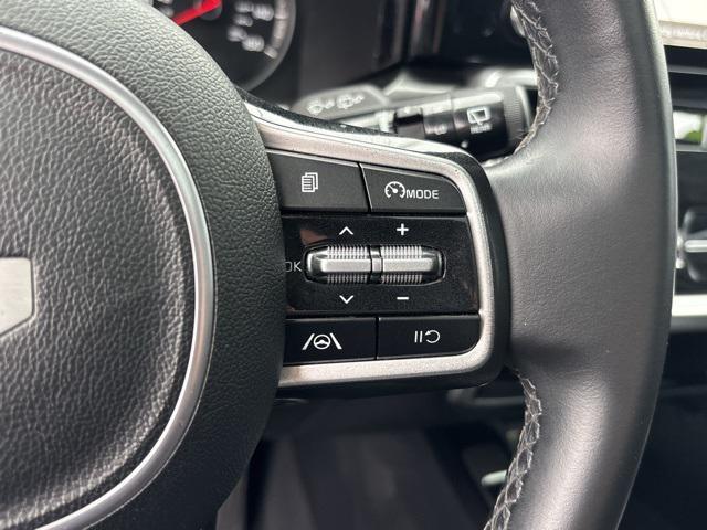 used 2022 Kia Sorento car, priced at $31,297