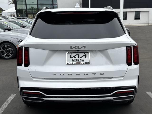 used 2022 Kia Sorento car, priced at $31,297