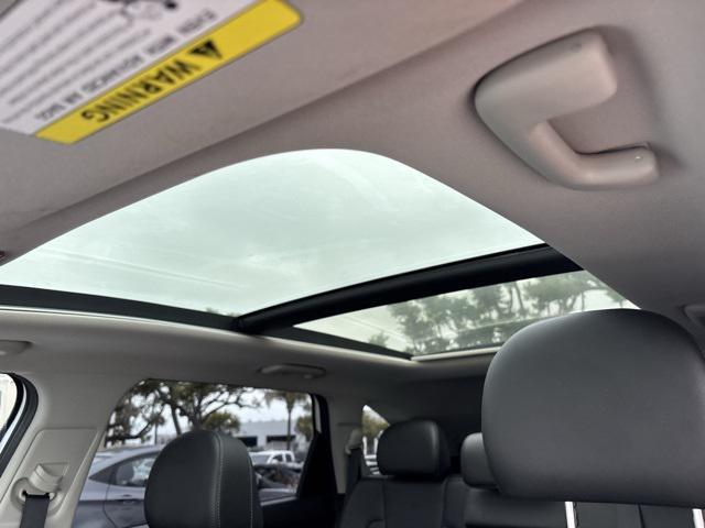 used 2022 Kia Sorento car, priced at $31,297
