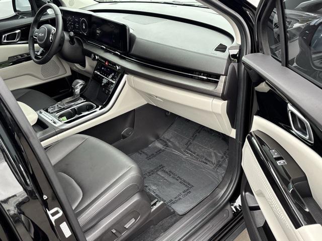 used 2024 Kia Carnival car, priced at $42,912