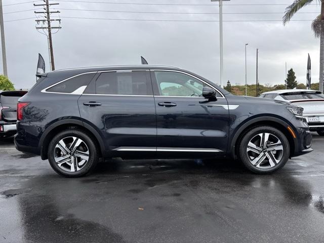 used 2023 Kia Sorento Hybrid car, priced at $34,585
