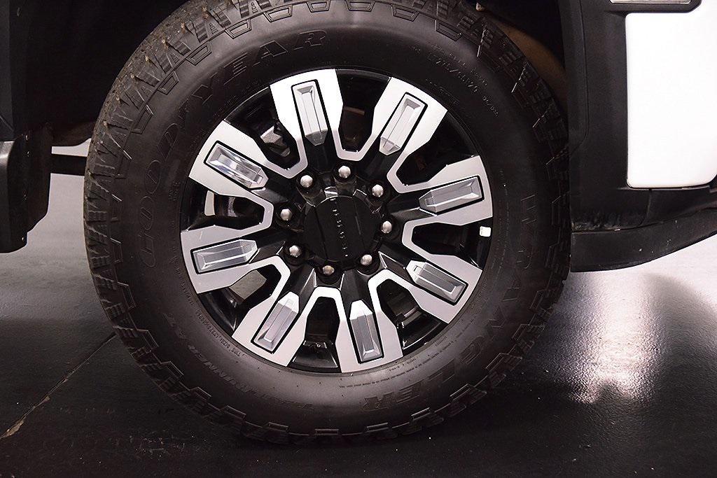 used 2025 GMC Sierra 2500 car, priced at $75,895