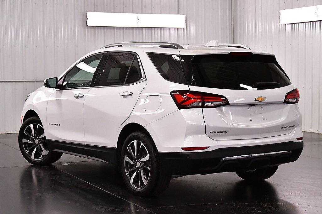 used 2022 Chevrolet Equinox car, priced at $23,655