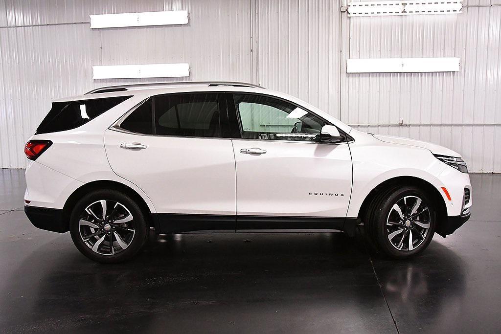 used 2022 Chevrolet Equinox car, priced at $23,655