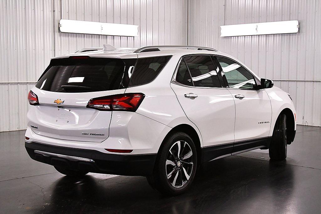 used 2022 Chevrolet Equinox car, priced at $23,655