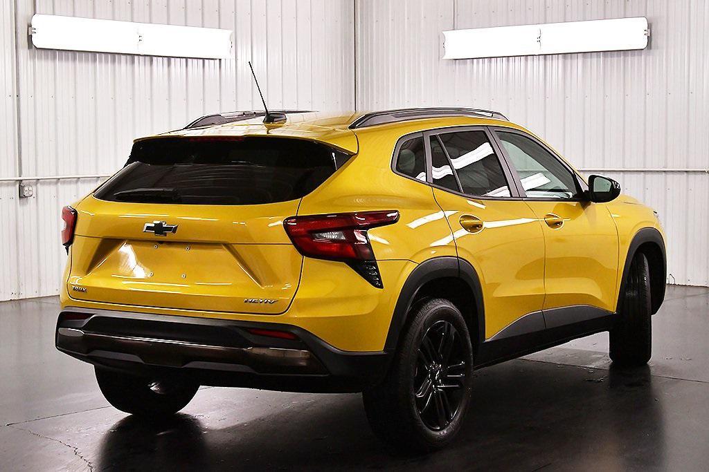 used 2024 Chevrolet Trax car, priced at $23,000