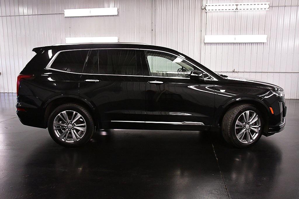 used 2022 Cadillac XT6 car, priced at $36,995